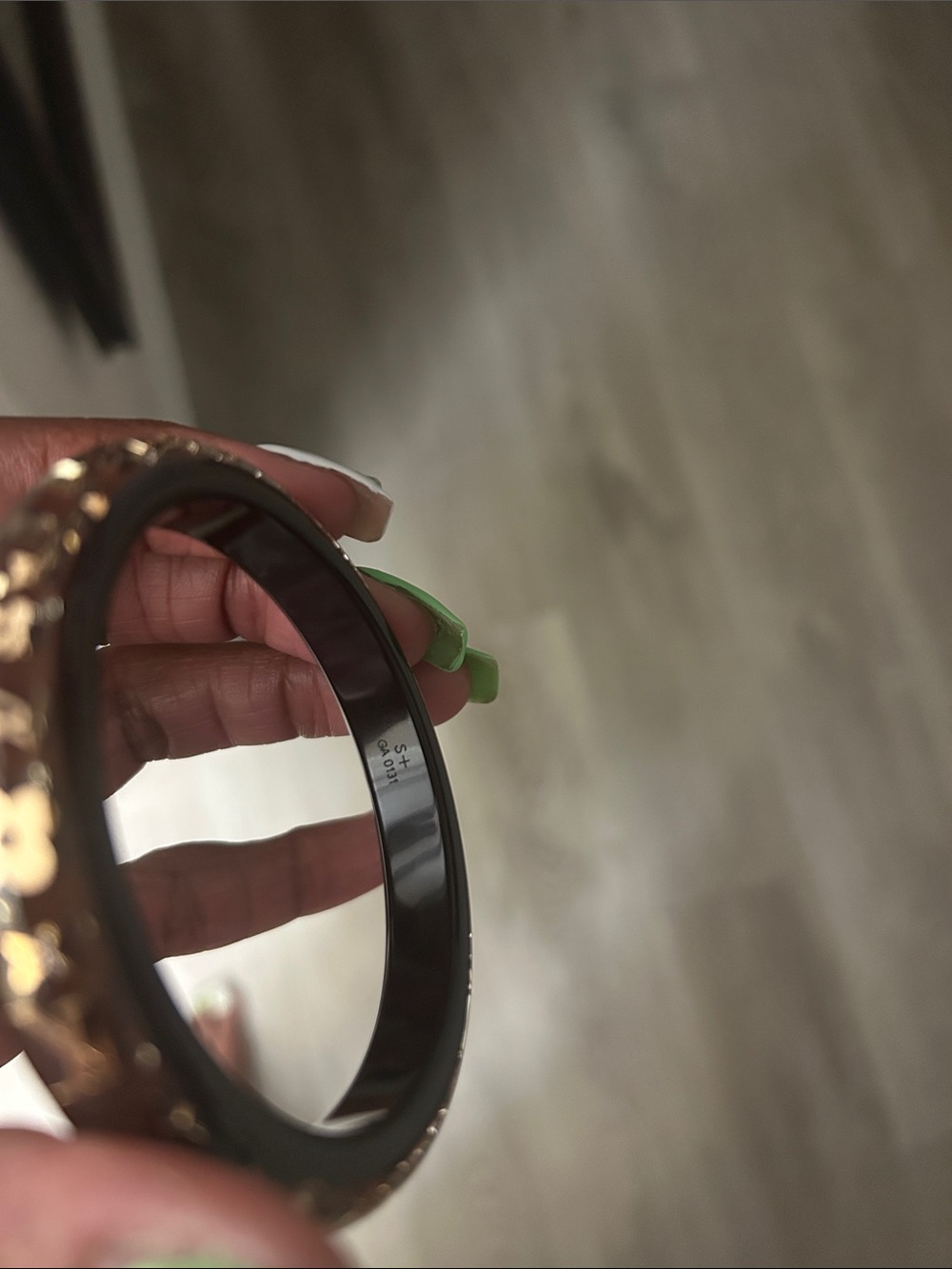 LV 7inch Chocolate inclusion bracelet 👀🥳🥳❌❌ - Picture 3 of 3